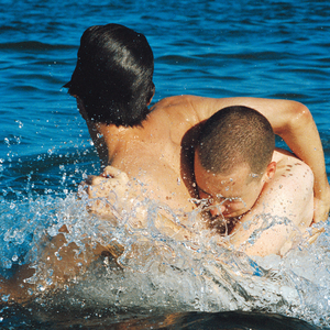 弟弟射精给姐姐
